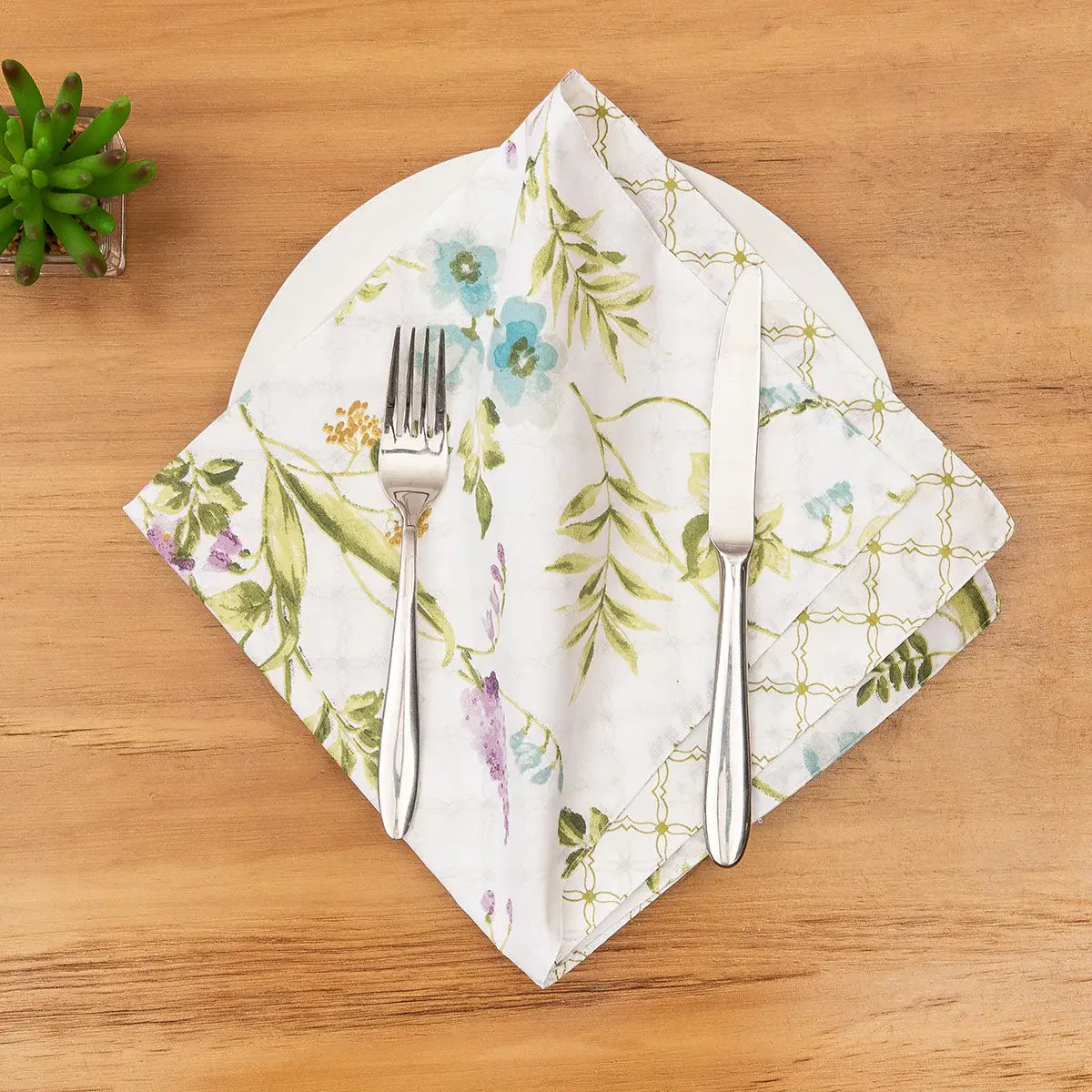 Carley Floral Napkin