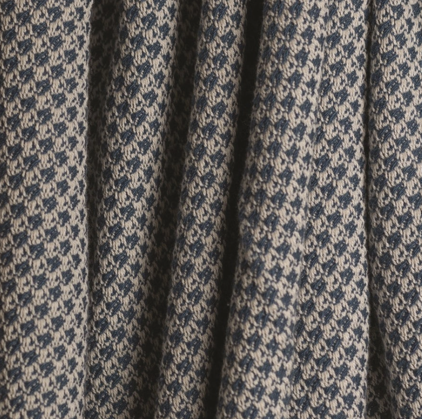 Mini-Box-Blue-Throw